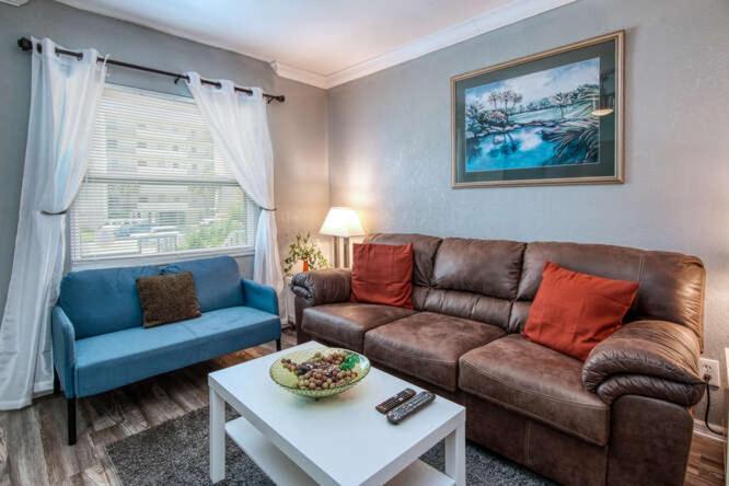 Sunset Beach Suites St. Pete Beach Exteriör bild