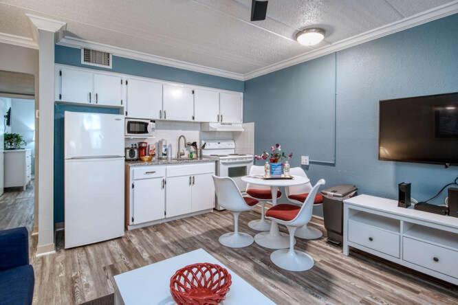 Sunset Beach Suites St. Pete Beach Exteriör bild