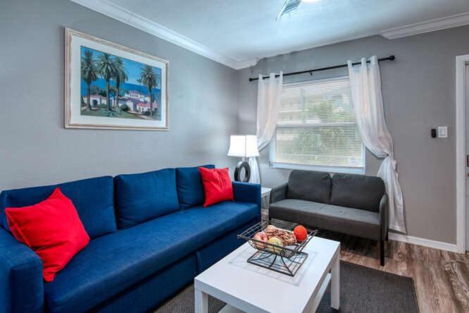 Sunset Beach Suites St. Pete Beach Exteriör bild