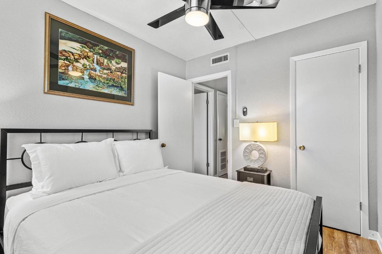 Sunset Beach Suites St. Pete Beach Exteriör bild