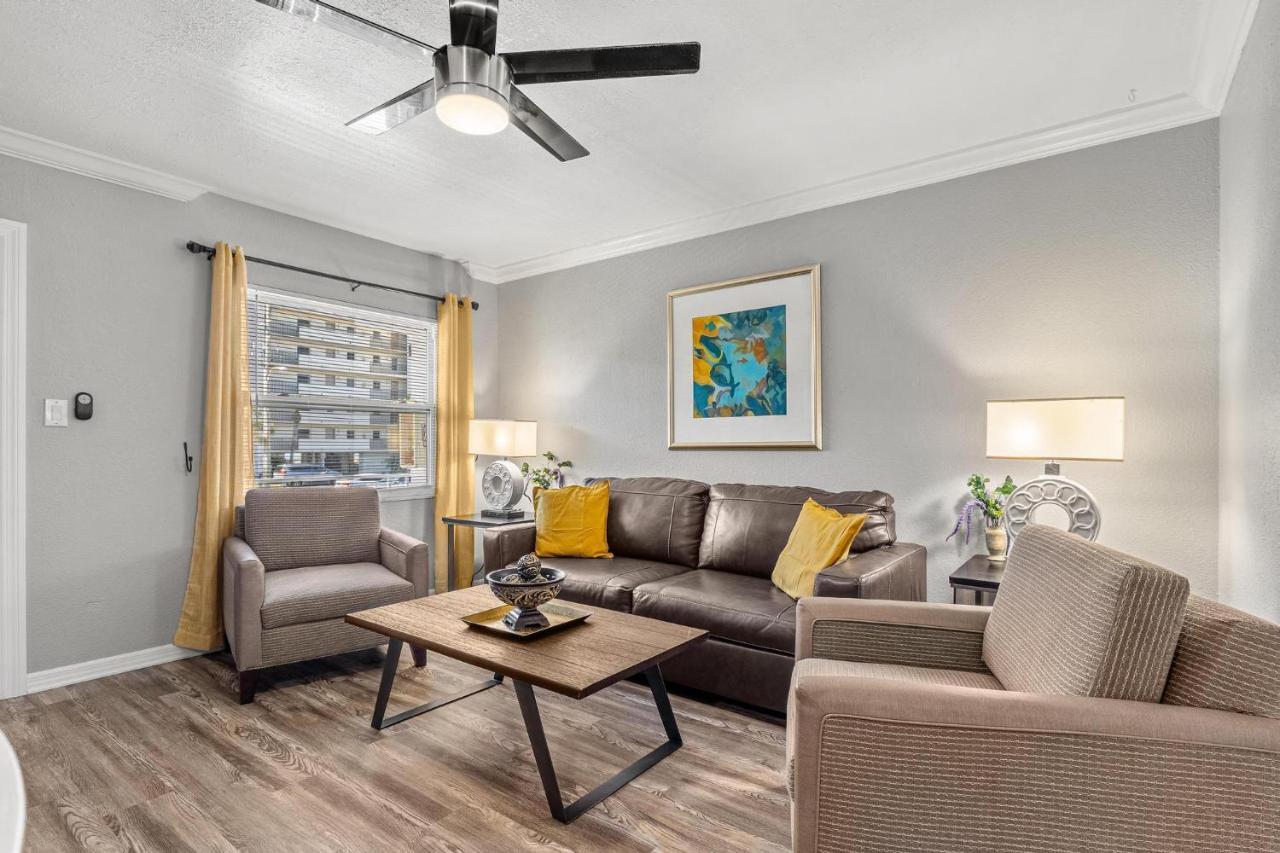 Sunset Beach Suites St. Pete Beach Exteriör bild