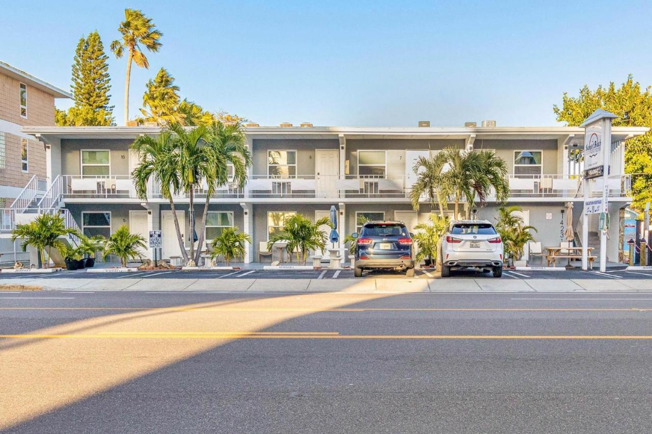Sunset Beach Suites St. Pete Beach Exteriör bild